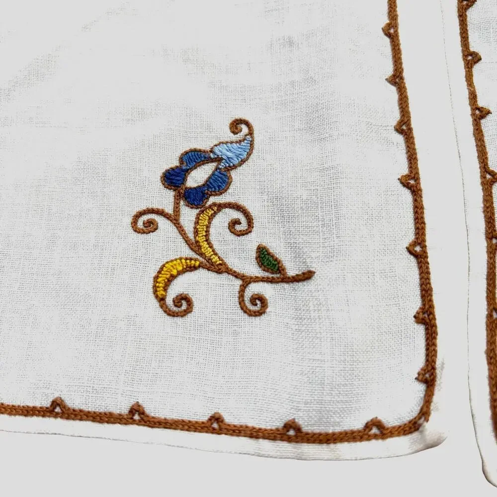 Vintage cocktail napkins (6) cream linen blend squares small floral embroidery